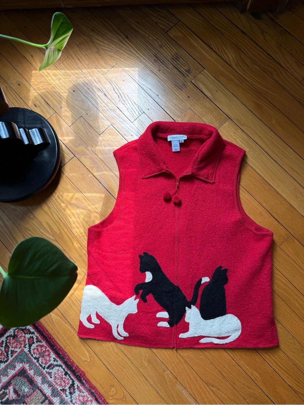 Coldwater Creek Red Wool Sweater with Cats!🐈‍⬛